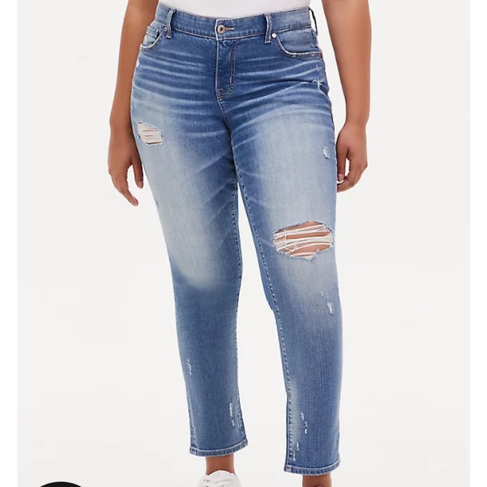 NWT Torrid Boyfriend Straight Vintage Stretch Jeans